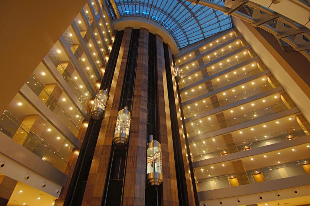 هتل تایتانیک دلوکس لارا آنتالیا