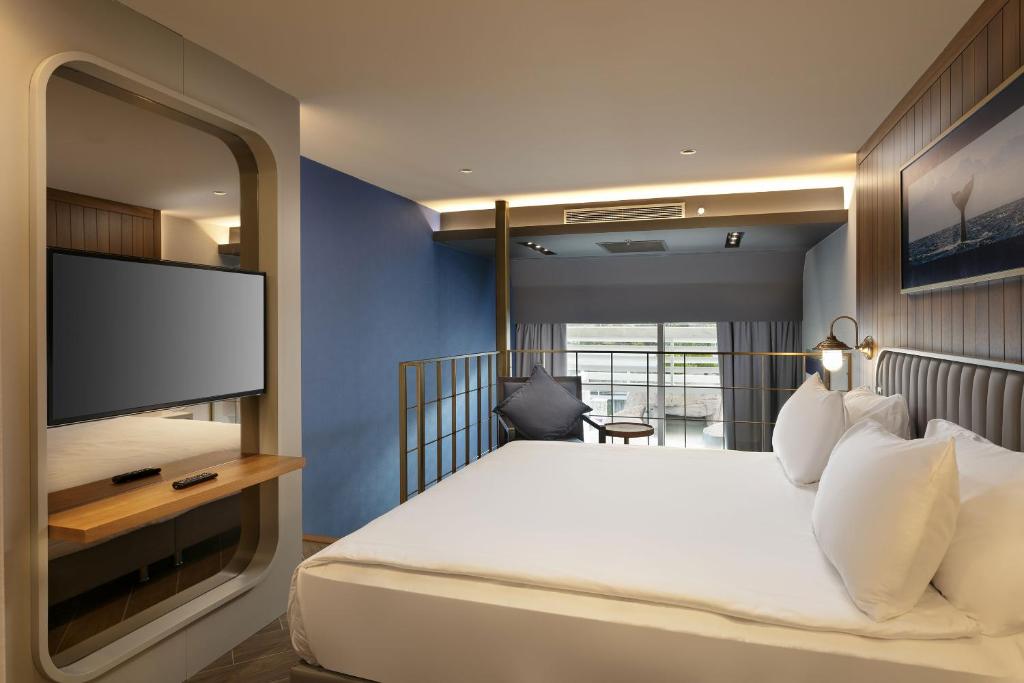 کارگزار هتل تایتانیک دلوکس لارا آنتالیا