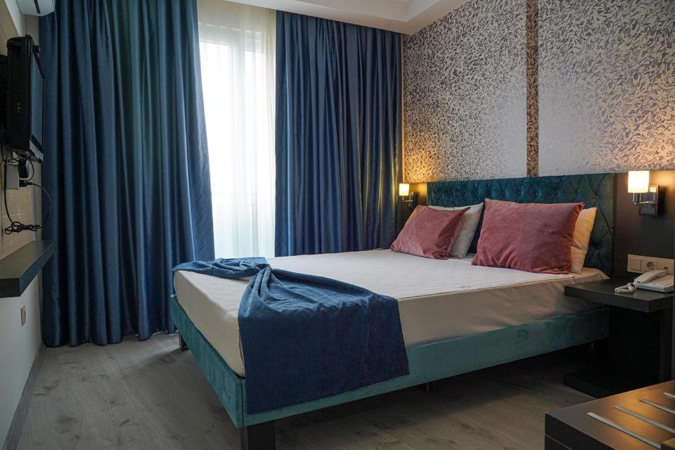 هتل جورا لارا آنتالیا