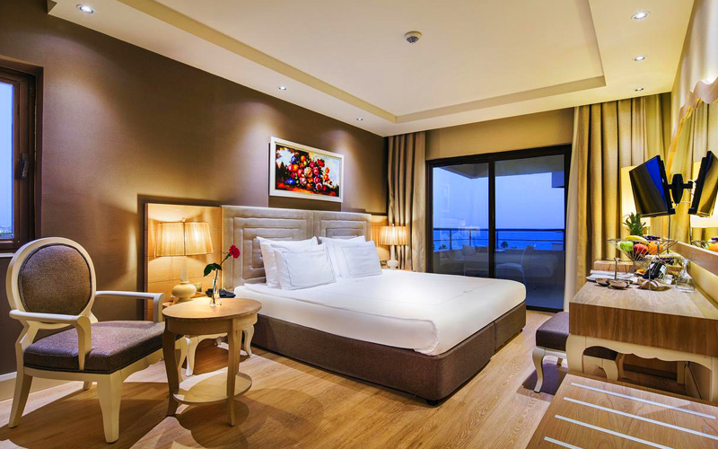 هتل بلیس دلوکس آنتالیا