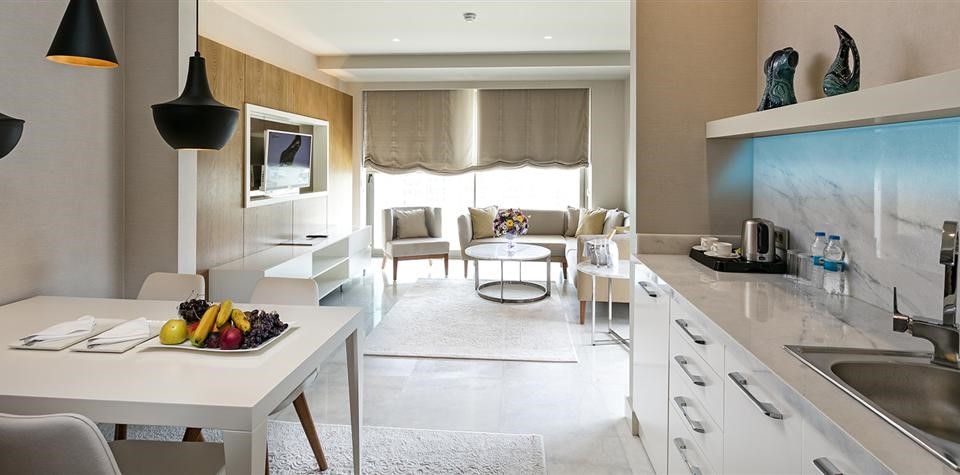 هتل ویند آو لارا آنتالیا