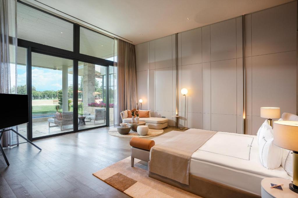 کارگزار هتل کایا پلازو گلف ریزورت آنتالیا