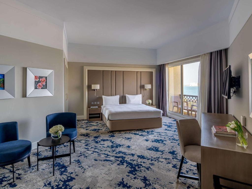 هتل رکسوس باب البحر دبی