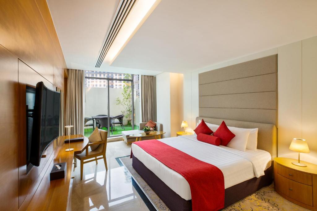 هتل هتل رویال کانتیننتال دبی