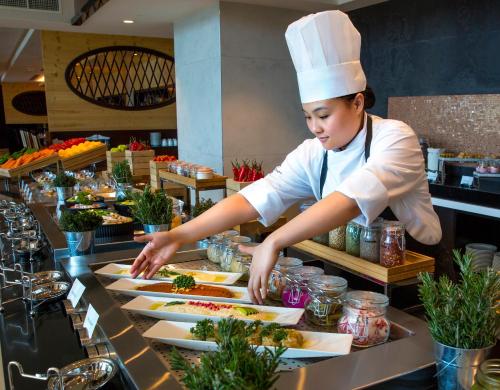 کارگزار هتل هتل متروپولیتن دبی (شیخ زاید) دبی