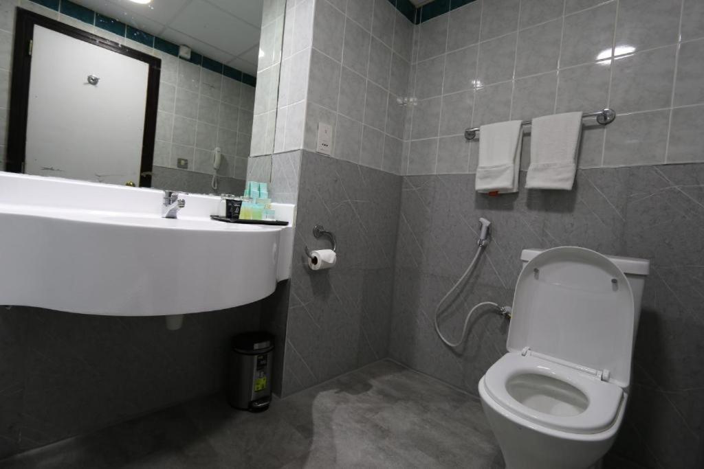 کارگزار هتل میفر دبی