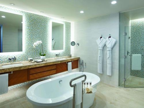 hotel Swissotel Al Ghurair Dubai