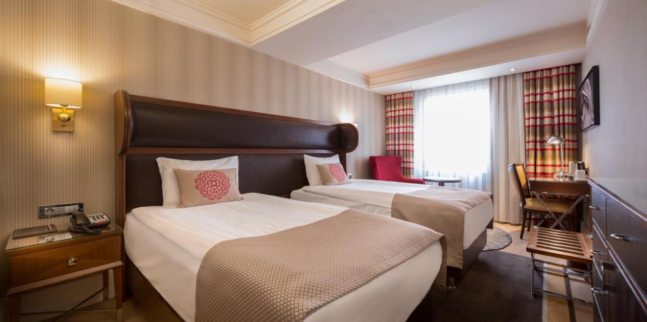 هتل تایتانیک کامفورت استانبول