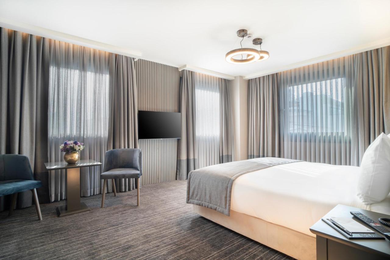 هتل گرند اوزتانیک ( آرت ) استانبول