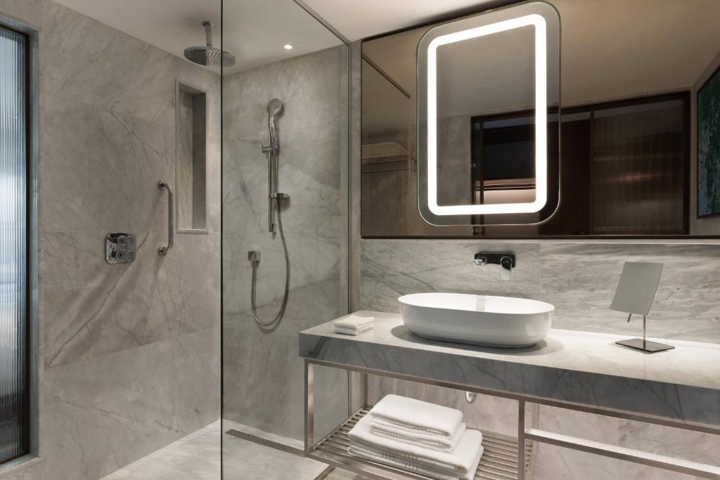 کارگزار هتل مریوت السانکاک ازمیر