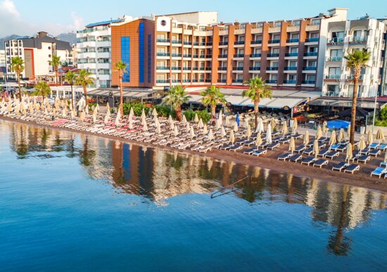 هتل پوینت بیچ مارماریس