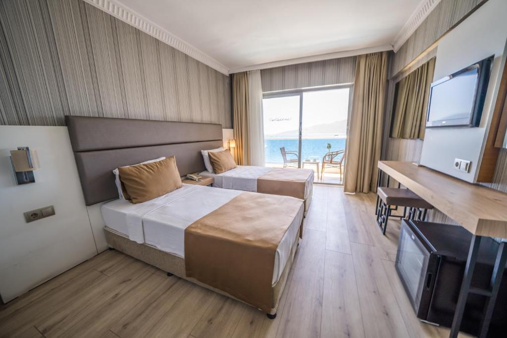 هتل پوینت بیچ مارماریس