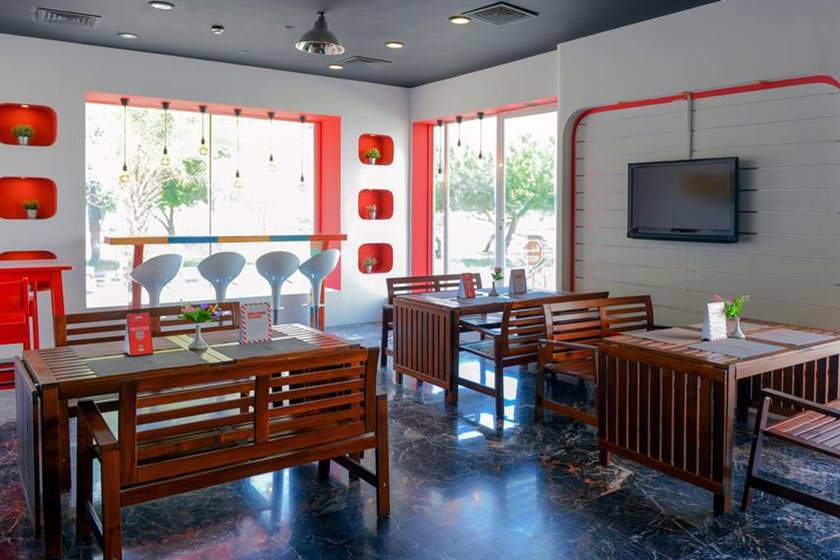 hotel OYO 103 Hotel Golden Oasis