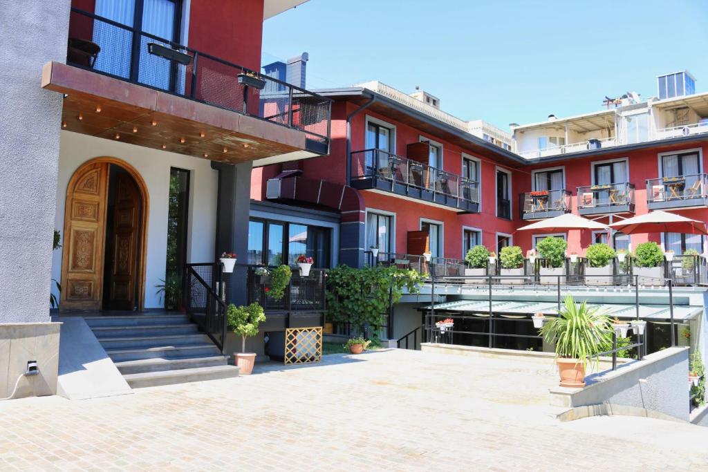 هتل آلیانس تفلیس