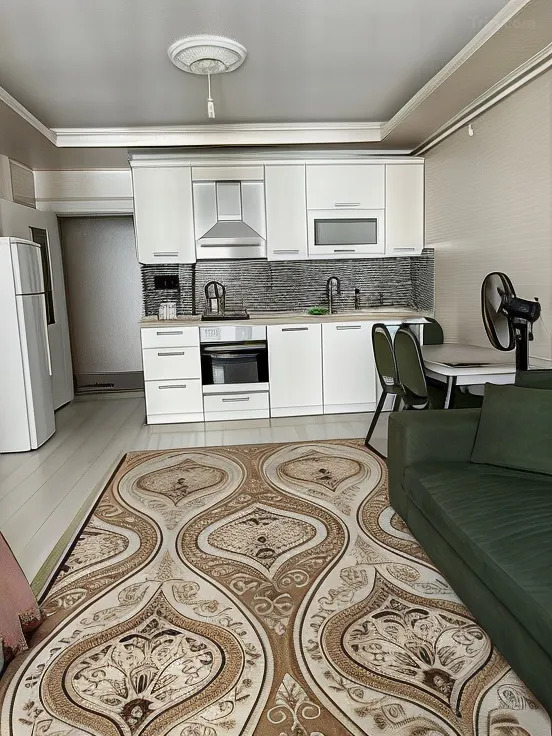 کارگزار هتل اسپیناز سوئیت وان