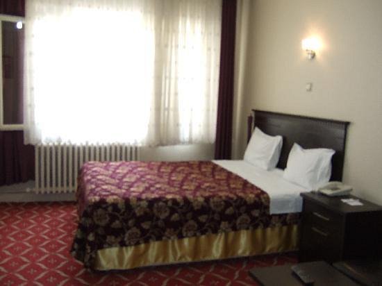 هتل بیوک آسور وان