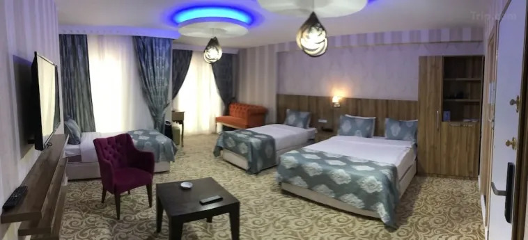 هتل کریستال وان