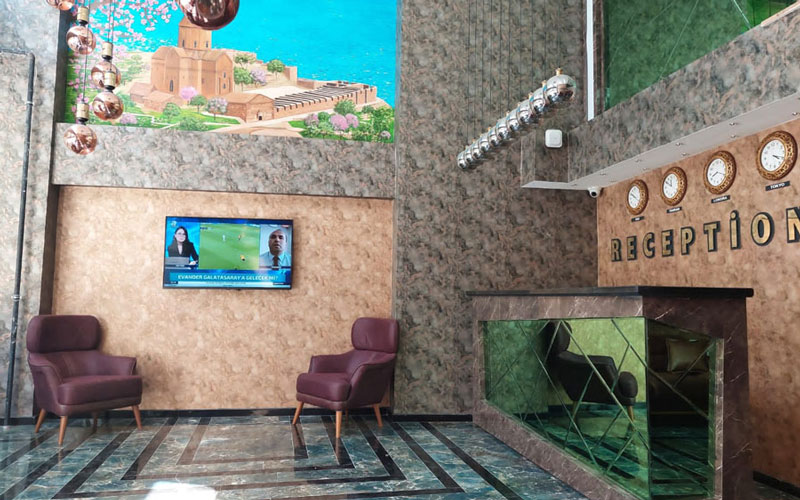 کارگزار هتل بیانکا دلوکس وان