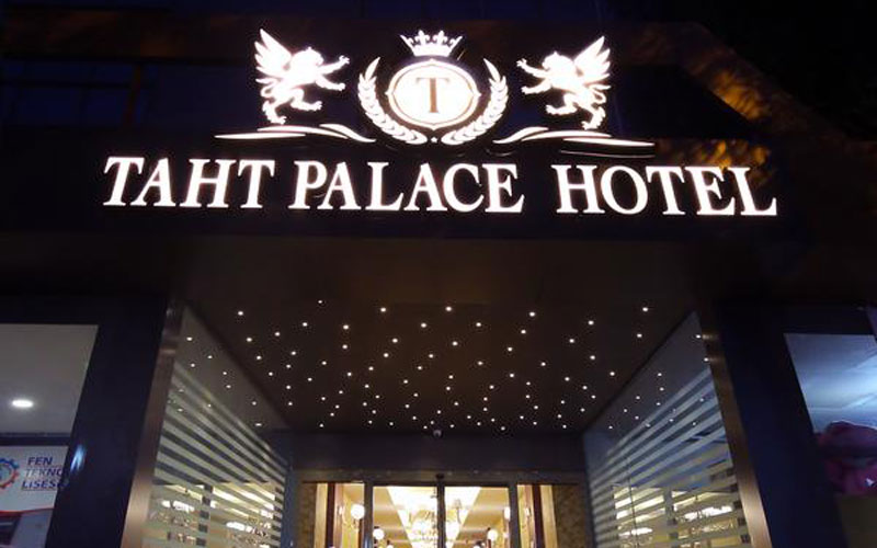 هتل تحت پالاس وان