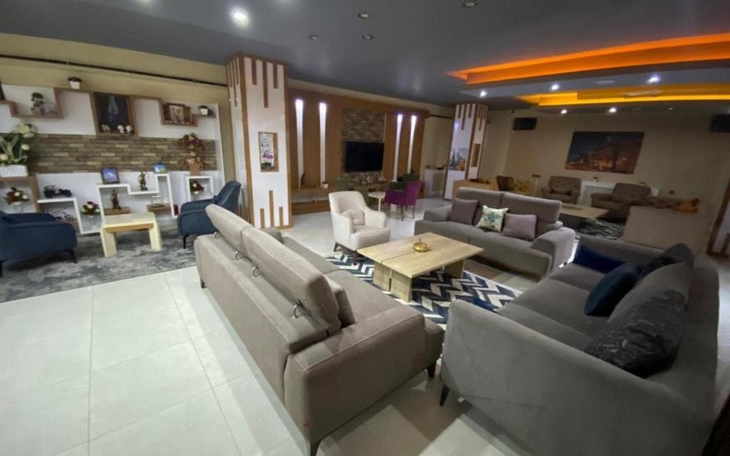 کارگزار هتل فرح سوئیت وان